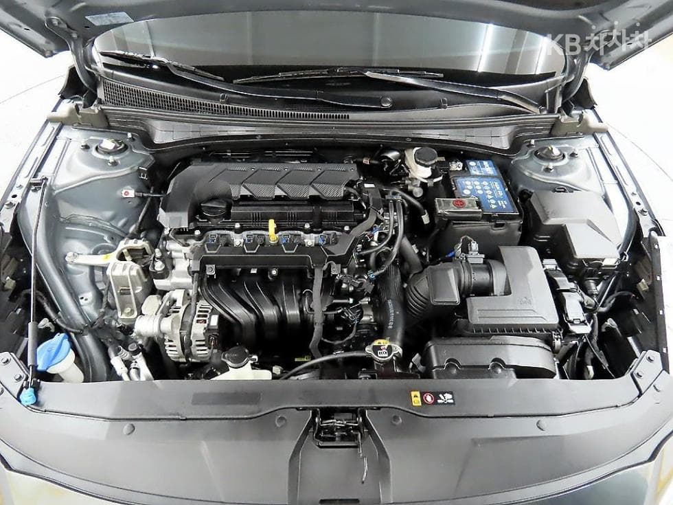 Hyundai All New Avante (Elantra)(CN7)1.6 Gasoline Smart - 18