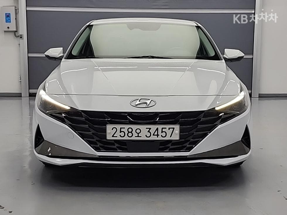 Hyundai All New Avante (Elantra)(CN7)1.6 Gasoline Modern - 2