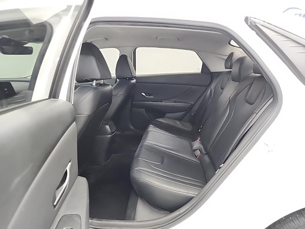 Hyundai All New Avante (Elantra)(CN7)1.6 Gasoline Modern - 12