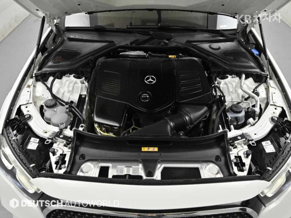Mercedes-Benz E-클래스 (W214)E200 Avantgrade - 6
