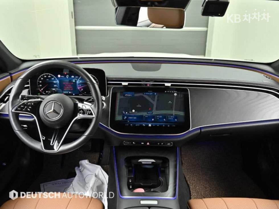 Mercedes-Benz E-클래스 (W214)E200 Avantgrade - 7