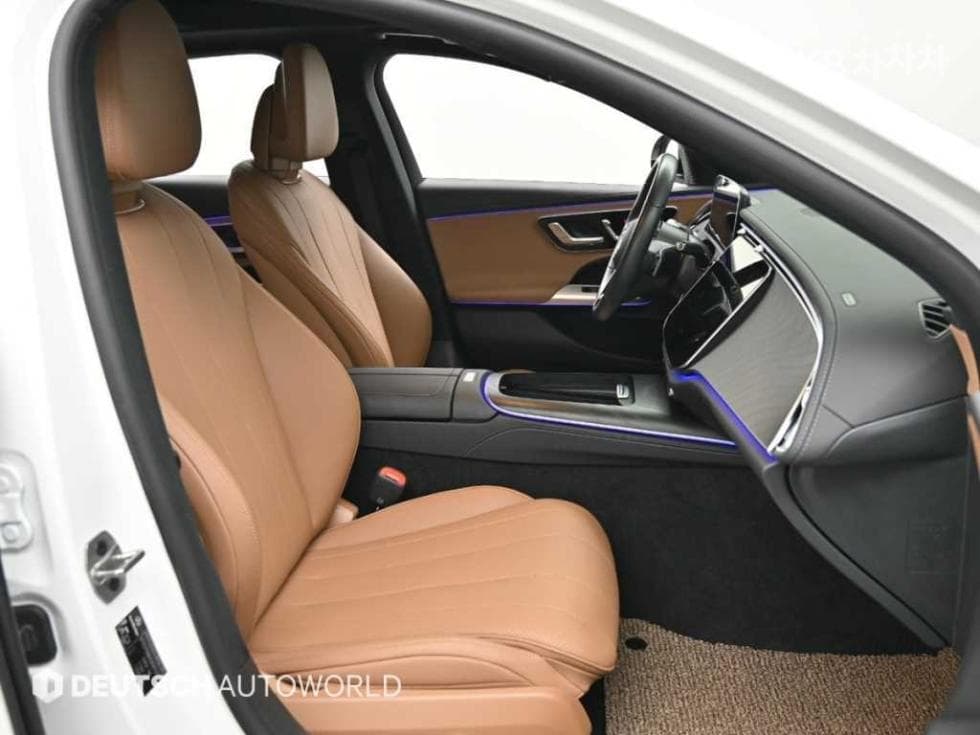 Mercedes-Benz E-클래스 (W214)E200 Avantgrade - 10