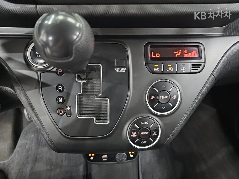 Kia The New (facelift) Kia Ray (van) Van1.0 Gasoline Van 2-seater Prestige Special (special feature/edition) - 10