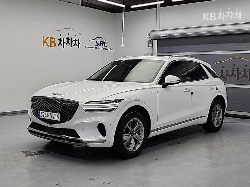 Genesis GV70 Gasoline 2.5T AWD - Image 1