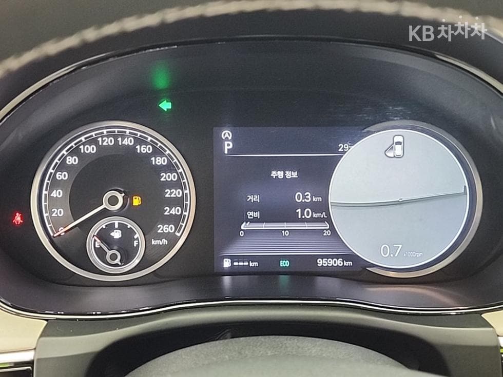 Genesis GV70Gasoline 2.5T AWD - 6
