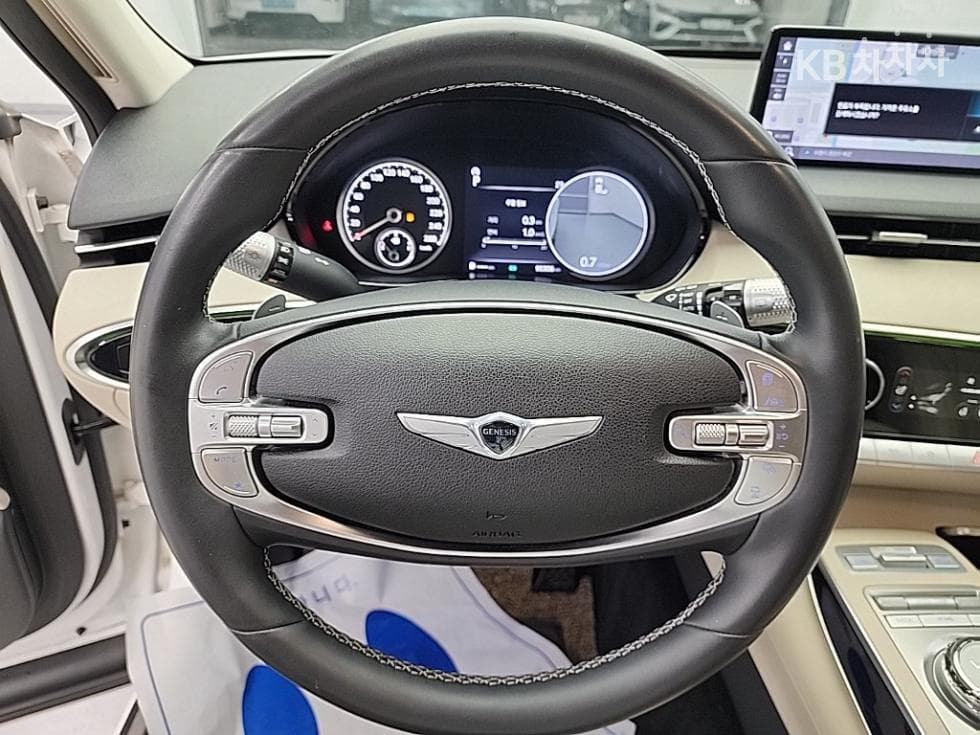 Genesis GV70Gasoline 2.5T AWD - 9