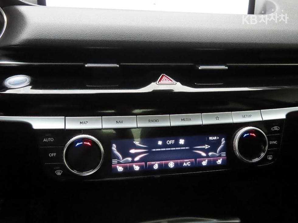 Genesis G80(RG3)3.5 Turbo Gasoline Direct Injection 2WD - 9