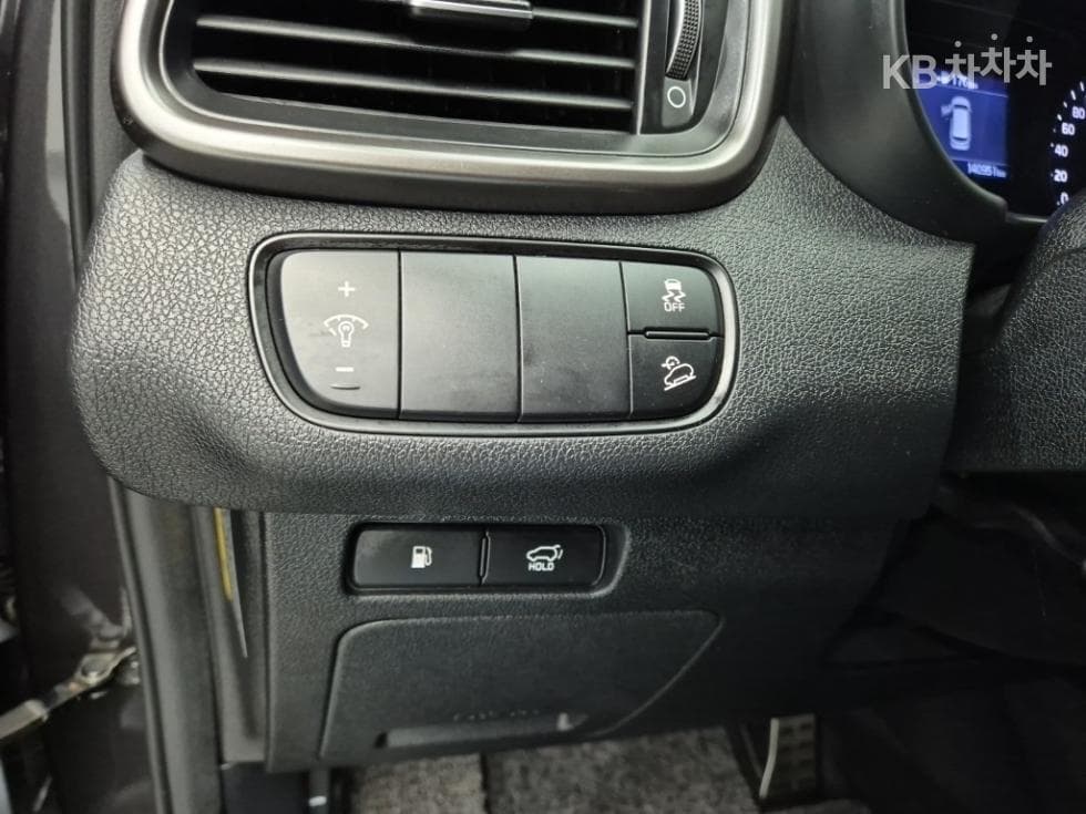 Kia The New (facelift) Sorento2.0 Diesel 2WD Prestige - 17