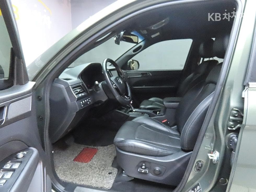 KG Mobility New Rexton Sports Khan2.2 AWD Noblesse - 10