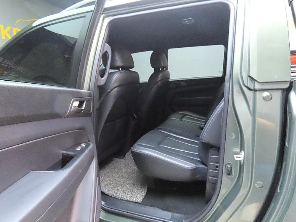 KG Mobility New Rexton Sports Khan2.2 AWD Noblesse - 11