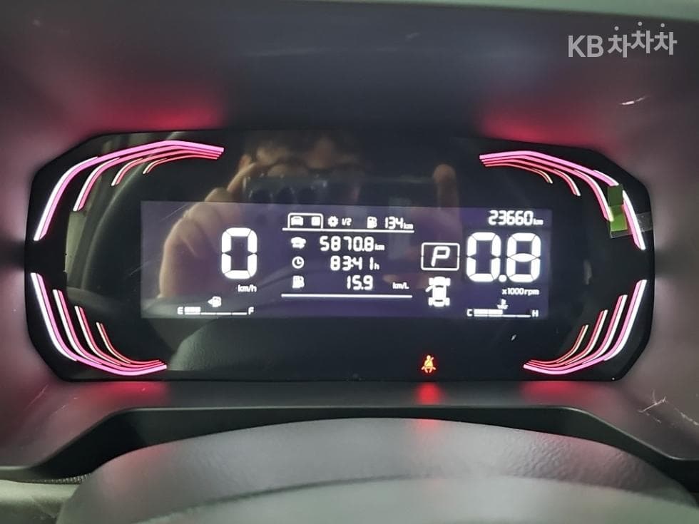Киа The New (фейслифт) Киа Рей (ван) Ван1.0 Бензин Ван 2-местен Престиж - 6