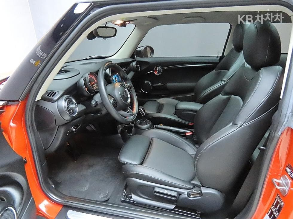 Mini Cooper 3도어S 2.0 하이트림 Standard - 10