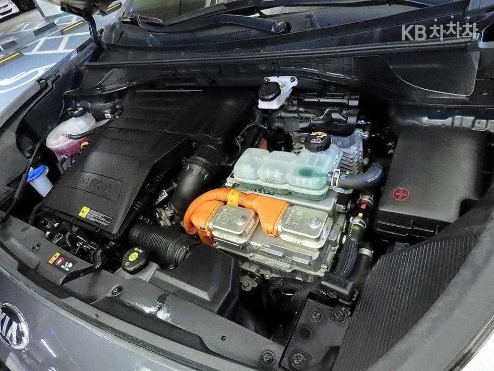 Киа The New (фейслифт) Ниро1.6 HEV Лукс - 19