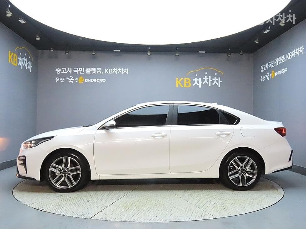 Kia All New K31.6 Gasoline Trendy - 5