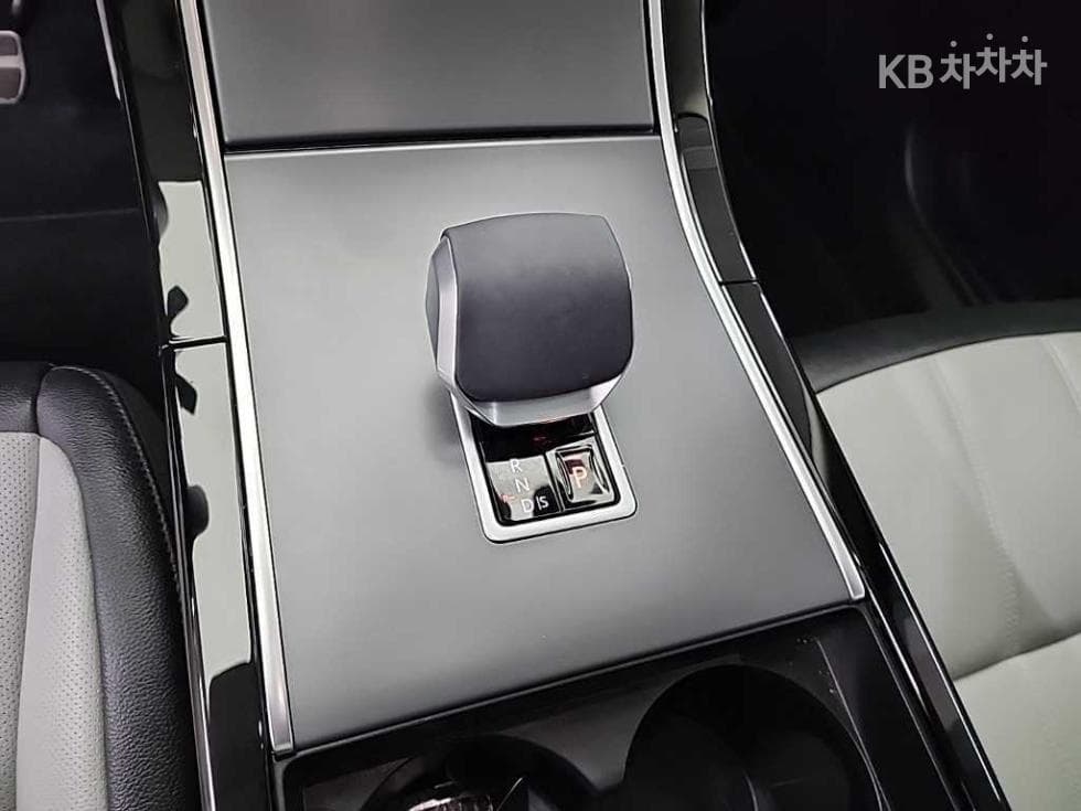 Land Rover Нов Range Rover Евок2.0 P250 Dynamic SE - 8