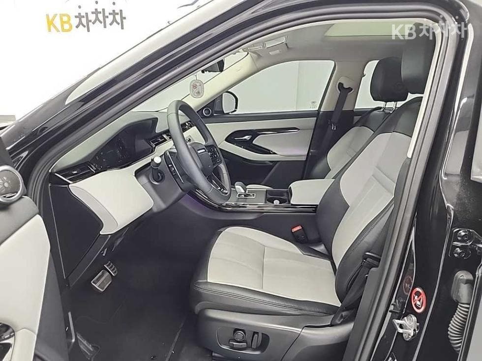 Land Rover Нов Range Rover Евок2.0 P250 Dynamic SE - 11