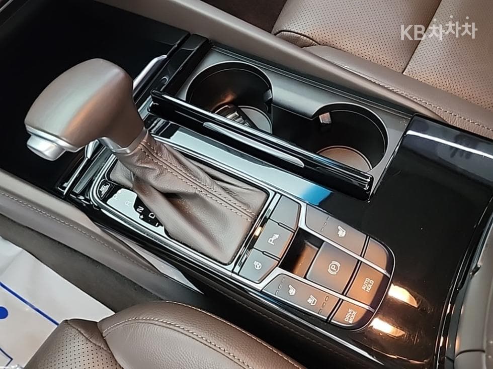 Киа All New K72.4 GDi Лимитиран - 8