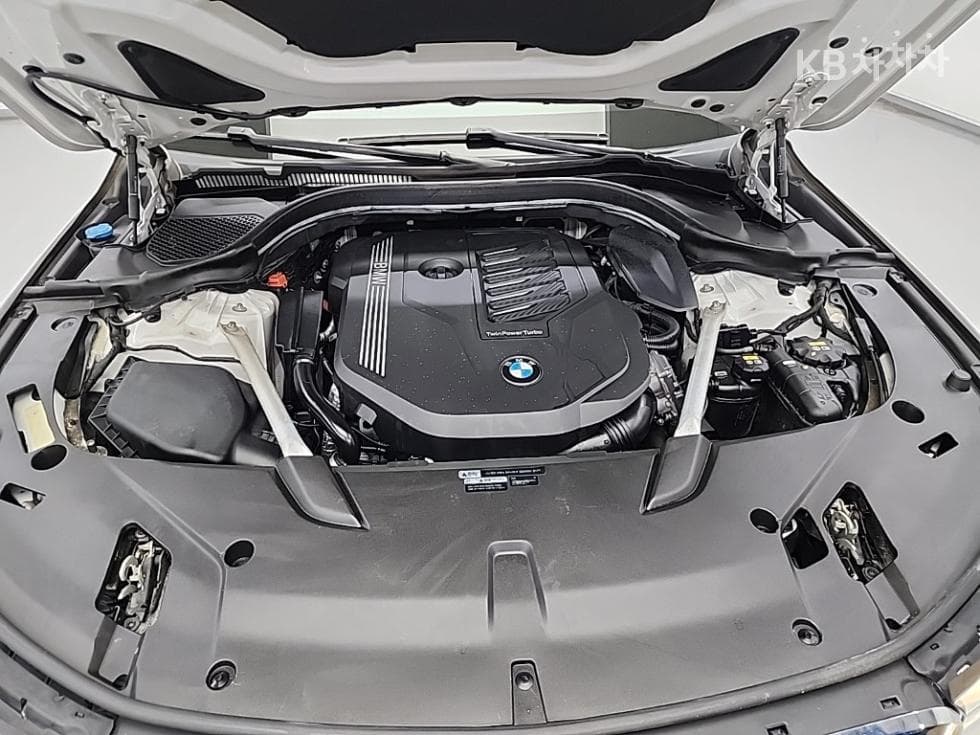 BMW Gran Turismo6 Series GT 630i xDrive M Sport Package - 5