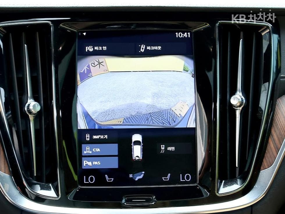 Volvo V60 CC(Второ поколение)B5 AWD Pro - 9
