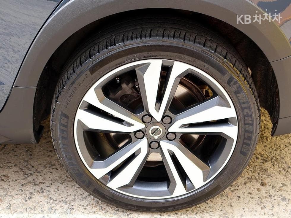 Volvo V60 CC(Второ поколение)B5 AWD Pro - 17