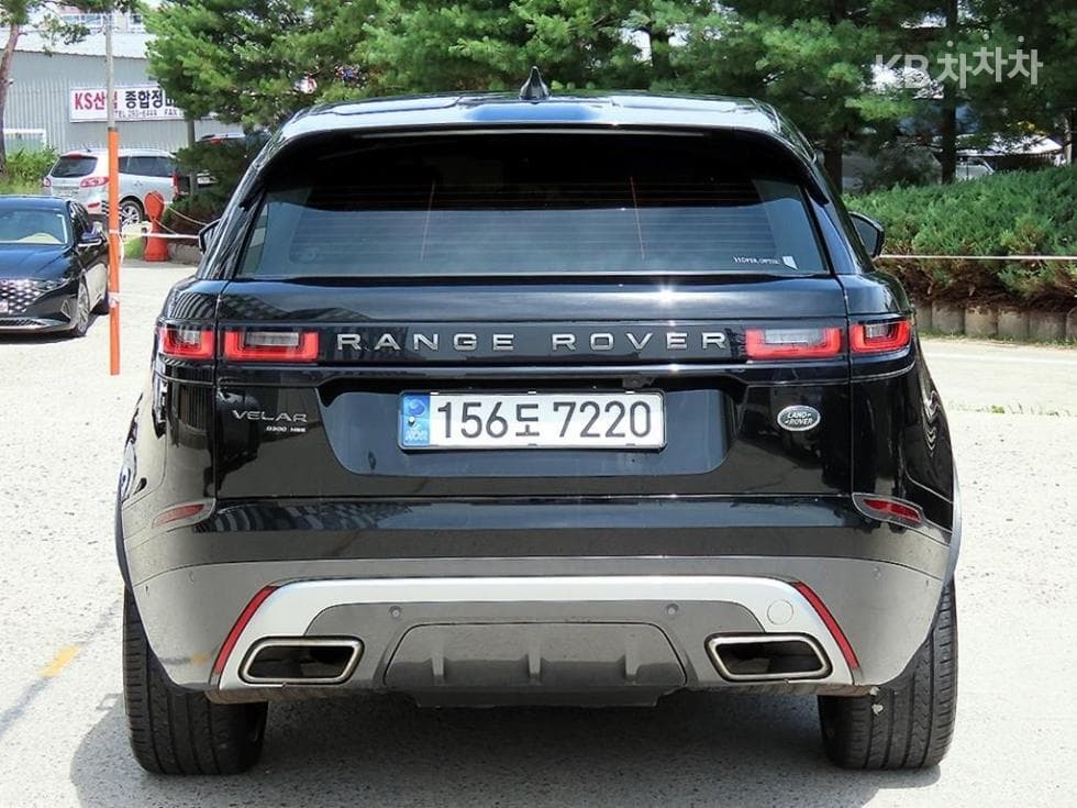 Land Rover Range Rover 벨라3.0 D300 R-Dynamic HSE - 4