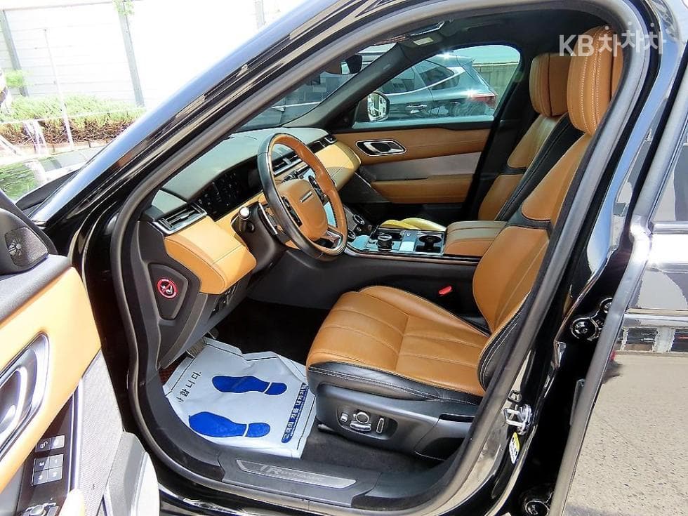 Land Rover Range Rover 벨라3.0 D300 R-Dynamic HSE - 5