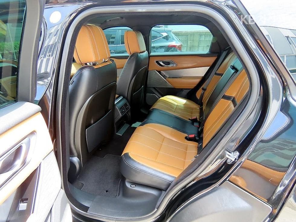 Land Rover Range Rover 벨라3.0 D300 R-Dynamic HSE - 6