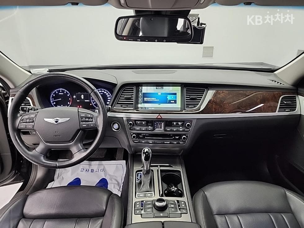 Хюндай ДженезисDHG330 Premium - 7