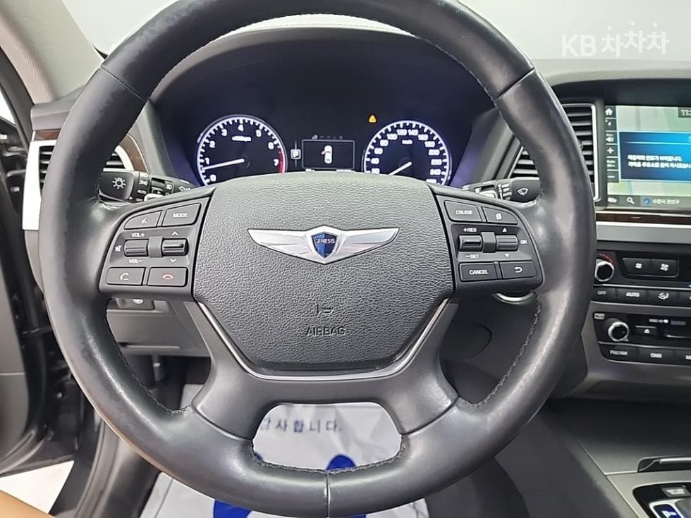 Хюндай ДженезисDHG330 Premium - 9