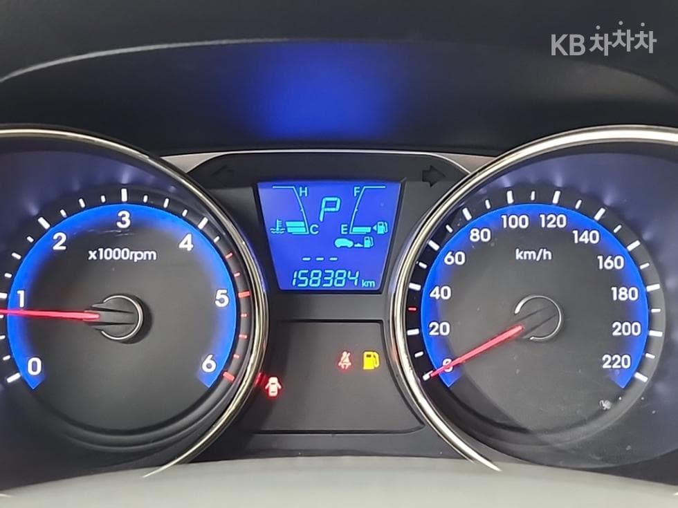 Хюндай ТуксонixДизел 2WD LX20 Лукс - 6