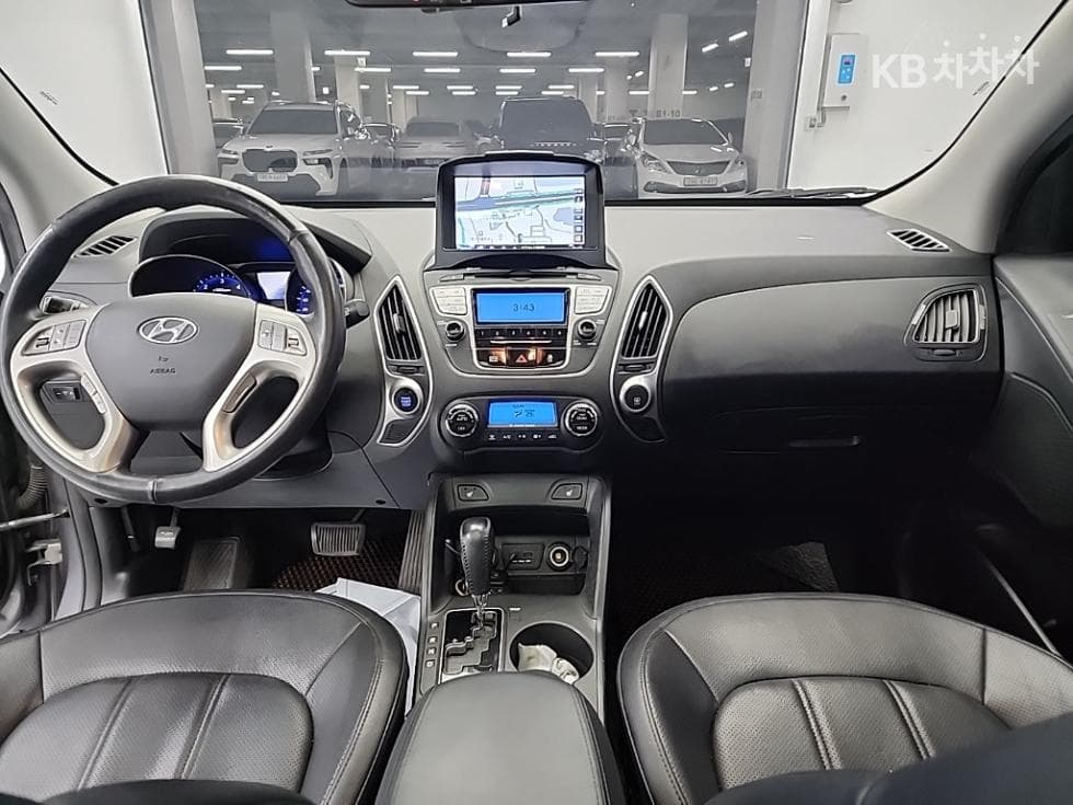 Хюндай ТуксонixДизел 2WD LX20 Лукс - 7