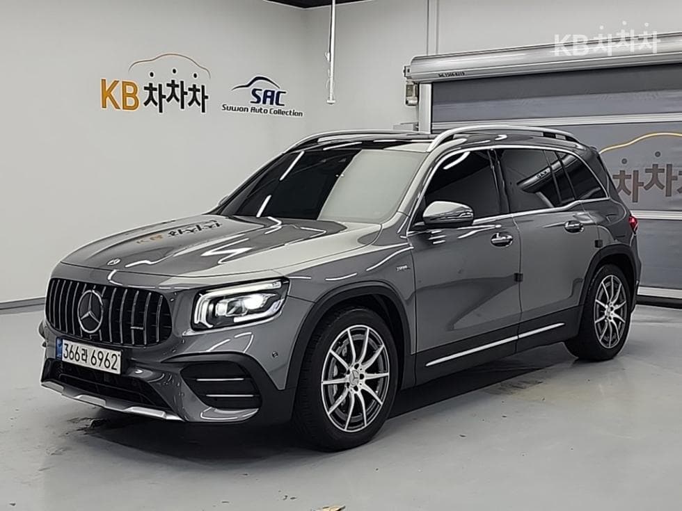 Mercedes-Benz GLB(X247) M-AMG GLB 35 4Matic - Image 1