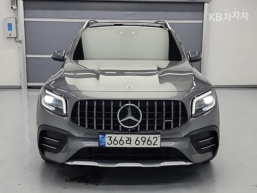 Mercedes-Benz GLB(X247)M-AMG GLB 35 4Matic - 2
