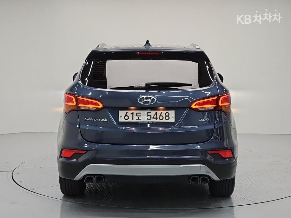 Hyundai Santa Fe The PrimeDiesel R2.2 2WD 5-seater 1 million Standard - 3