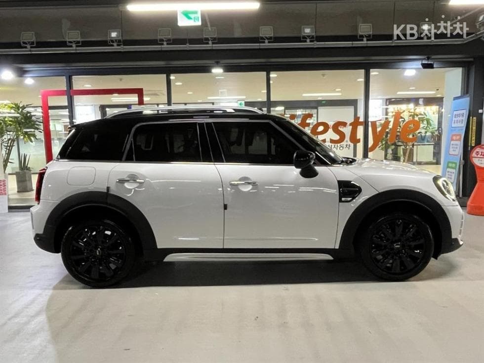 Мини Countryman (F60)1.5 Cooper Classic Стандартен - 3