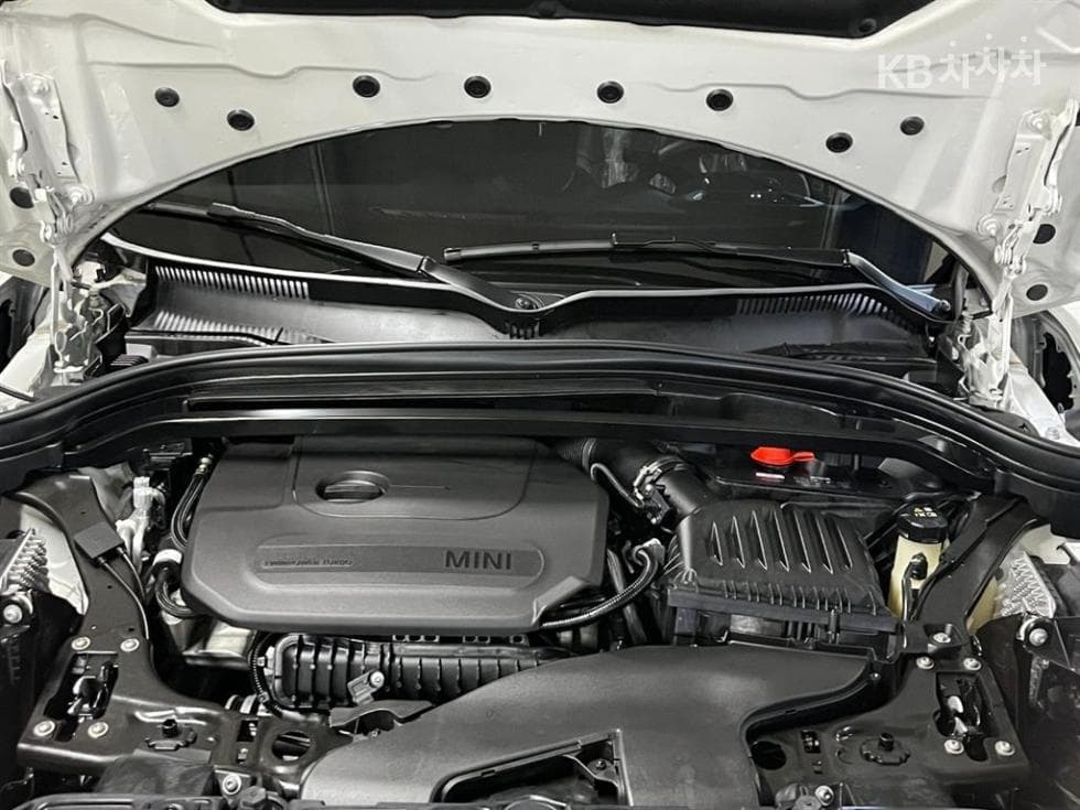 Мини Countryman (F60)1.5 Cooper Classic Стандартен - 19