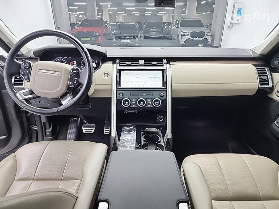 Land Rover 디스커버리53.0 SD6 HSE - 7