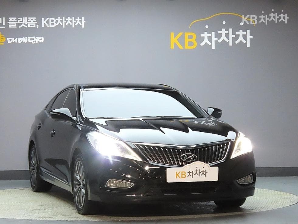 Hyundai Grandeur (Azera)HGHG300 Premium - 3