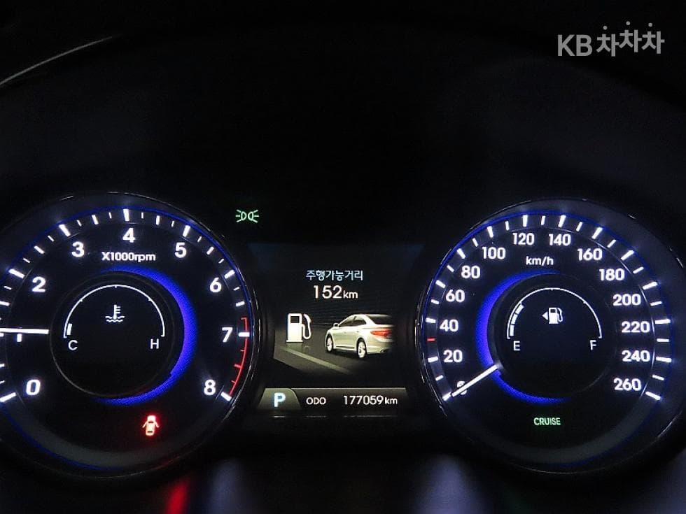 Hyundai Grandeur (Azera)HGHG300 Premium - 8