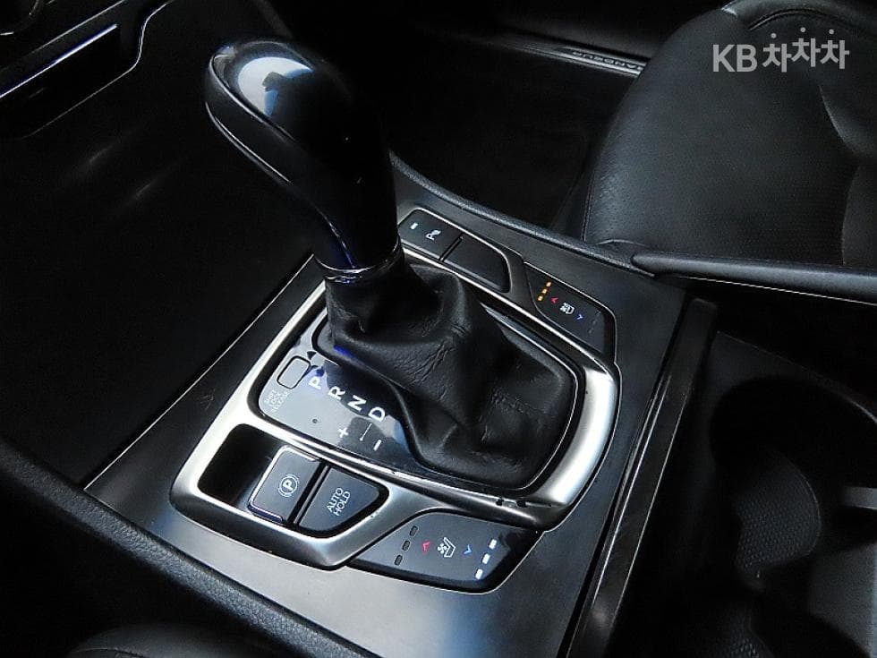 Hyundai Grandeur (Azera)HGHG300 Premium - 9