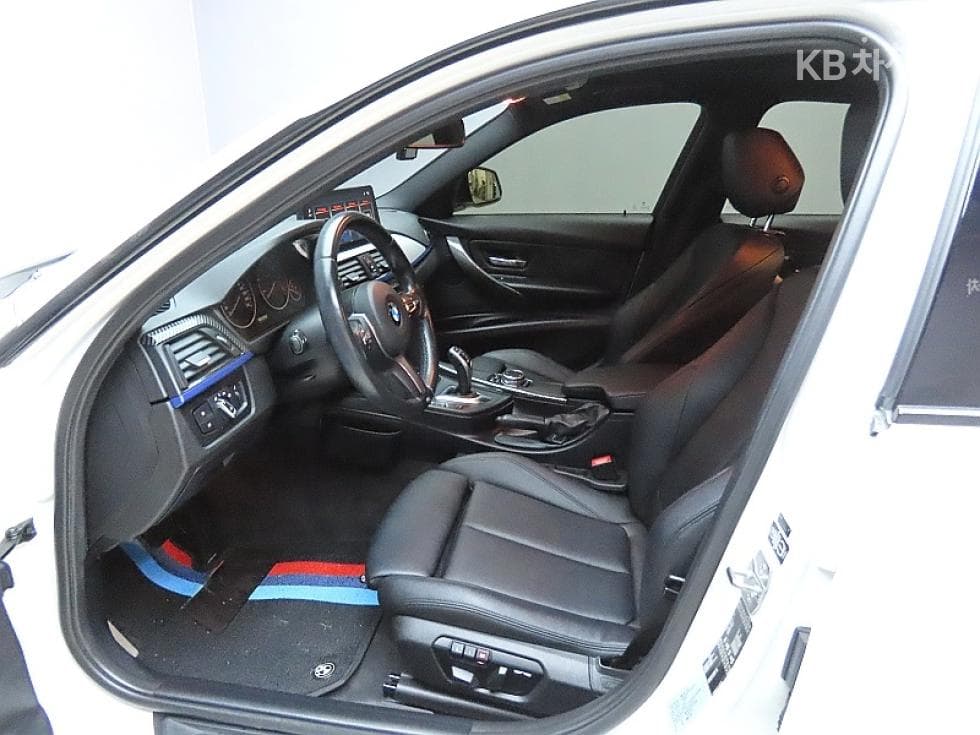 BMW New3 Series320d M퍼포먼스에디션 - 10