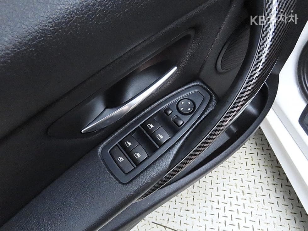 BMW New3 Series320d M퍼포먼스에디션 - 13