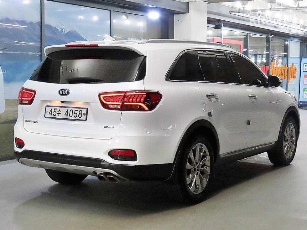 Киа The New (фейслифт) Sorento2.2 Дизел 2WD 넘버원 에디션 - 4