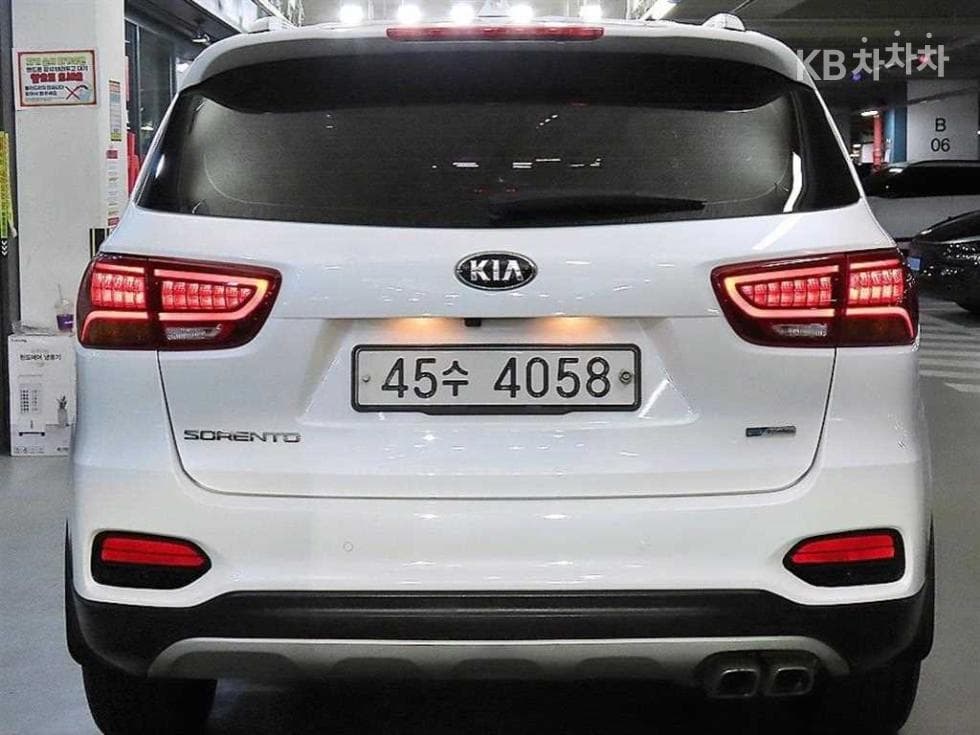 Киа The New (фейслифт) Sorento2.2 Дизел 2WD 넘버원 에디션 - 5