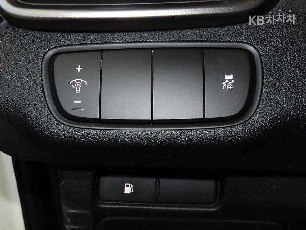 Киа The New (фейслифт) Sorento2.2 Дизел 2WD 넘버원 에디션 - 15