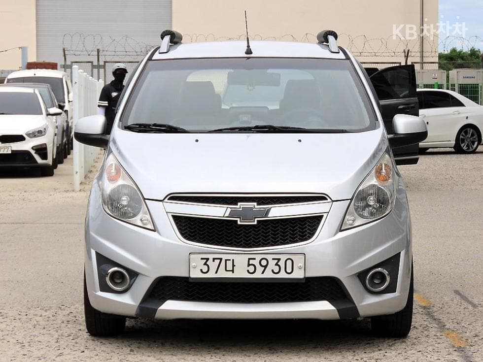 Джи Ем Корея Chevrolet Спарк LT Стандартен - Image 1