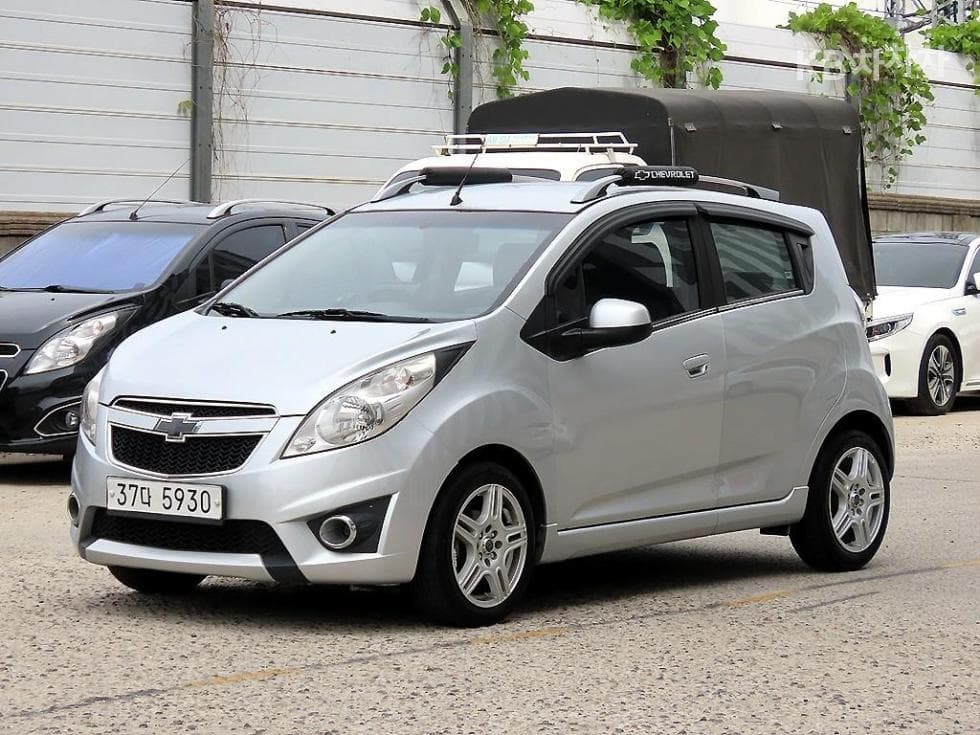 Джи Ем Корея Chevrolet СпаркLT Стандартен - 2