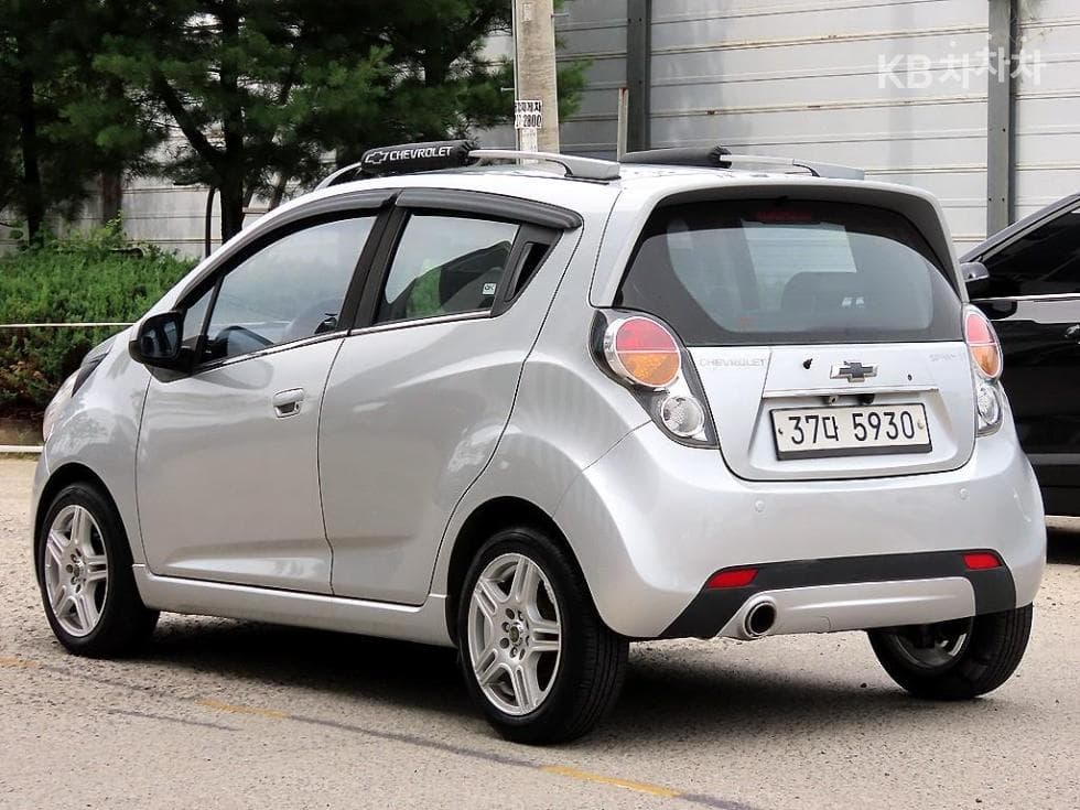 Джи Ем Корея Chevrolet СпаркLT Стандартен - 3