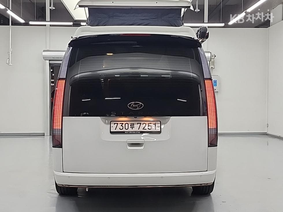 Хюндай Staria Lounge 캠퍼Camper 4 2WD Prestige - 3