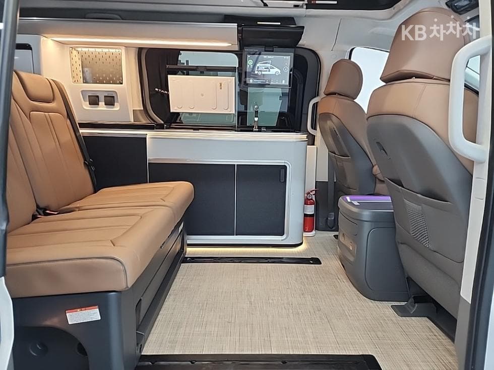 Хюндай Staria Lounge 캠퍼Camper 4 2WD Prestige - 12